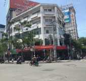 Cho thuê 2 MT Trương Định. Căn góc đẹp, Q1