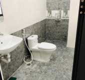 Cho thuê nhà nguyên căn 5 tầng, DT: 5x22m, 6x20m và 7x20m có thang máy trong KDC Vạn Phúc, QL13