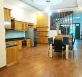 Cho thuê nhà nguyên căn Nguyễn Văn Hưởng 5m x 24m, 3 lầu, gỗ cao cấp, 6PN 5WC, giá 40tr/th