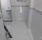 Cho thuê phòng trọ mới xây 25 Vườn Lài, 32m2, có ban công và cửa sổ