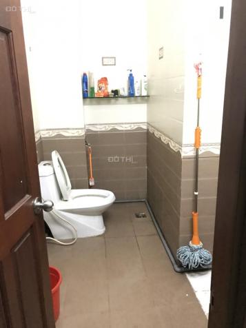 Cần cho thuê phòng ở 20m2 có wc riêng nhà mặt tiền 60 Bảy Hiền P11 Q Tân Bình giá 3tr/th