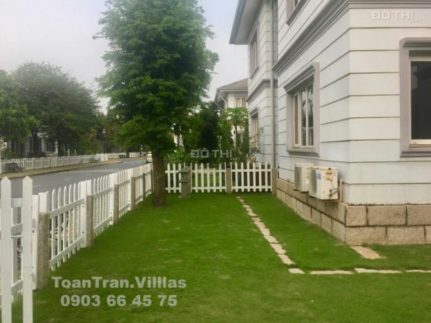 Cho thuê biệt thự đơn lập Thủ Đức Garden Homes, mặt tiền đường, sân vườn rất rộng