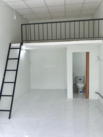 Phòng trọ cho thuê mới xây khu Phạm Hữu Lầu - Q7 - 25m2 - gác - gắn máy lạnh. Giá 2.5 tr/th