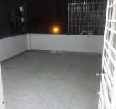 Chính chủ cho thuê phòng có ban công rộng 50m2, free phí giữ xe, rác