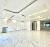 Cho thuê nguyên căn shophouse mặt tiền Nguyễn Thị Nhung trong KĐT Vạn Phúc City. Giá 50tr/ tháng