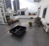 Cho thuê villa sân vườn trệt, 2 lầu, 4P, 10x20m, Nguyễn Văn Hưởng