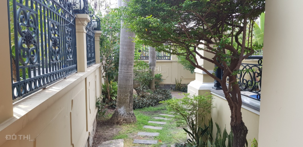 Cho thuê biệt thự Thảo Điền nằm trong khu compound Eden đường Nguyễn Văn Hưởng