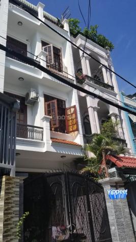 Cho thuê nhà 2 mặt tiền gần MT Thống Nhất, Nguyễn Văn Lượng, Lotte, Cityland, giá 14 tr/th