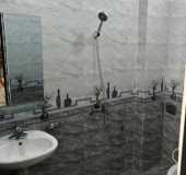 Bán nhà mới xây 4 tầng giá rẻ tại ngã tư Nhổn