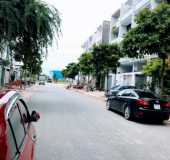 Cho thuê nhà nguyên căn full nội thất cơ bản 3 tầng trong KDC Vạn Phúc, Thủ Đức