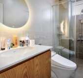 Nhà mới 100% đường Nguyễn Chí Thanh, 4,6x20.18m, 2 lầu, sân thượng, nội thất cao cấp, sạch sẽ