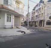 Nhà nguyên căn MTNB KDC Bình Phú, 2 lầu - 11tr/tháng