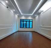Nhà đẹp Long Biên, ô tô đỗ, DT 35m2, 4T, siêu rẻ