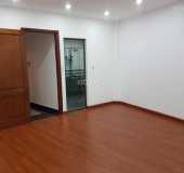 Bán nhà Việt Hưng - mới tinh - 42m2, 5T, 4PN - ô tô sát nhà - nhỉnh 2.4 tỷ - LH: 0346.543.655