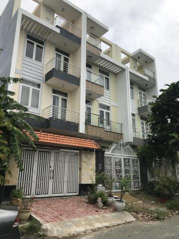 Cho thuê nhà phố nguyên căn khu dân cư 13E Phong Phú, đường Nguyễn Văn Linh