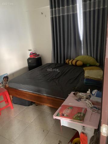 Cho thuê căn hộ quận Gò Vấp có ban công 77m2, nội thất cơ bản, nhận nhà ngay - 0901336445