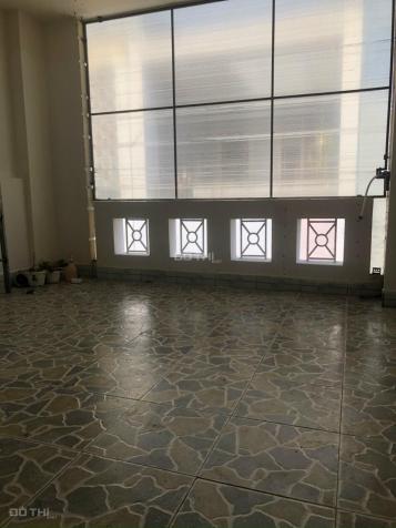 Cho thuê nhà nguyễn trọng tuyển p.15 Q.PN trệt 3 lầu DT;150m2 giá 15tr