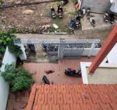 Cần bán nhà 2 tầng 1 trệt tại Yên Ninh, thị trấn Nếnh, việt yên, bắc giang. Quốc lộ 1 đi vào 300mét