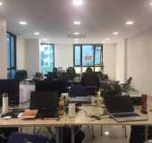 Lô góc nhà phố Lạc Long Quân 80m2 7 tầng thang máy