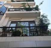 Nhà hiếm khu vực Ba Đình - phường Liễu Giai - ngõ ba ô tô tránh - kinh doanh đỉnh DT 55m2 4 tầng