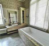 Cho thuê villa sân vườn 400m2 - Thảo Điền - căn góc