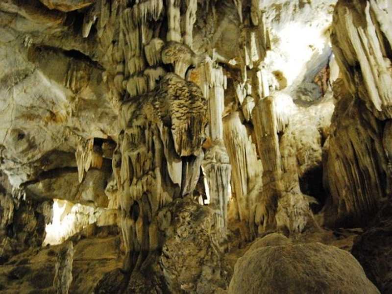 Động Sơn Mộc Hương (Hang Dơi)